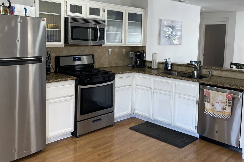 Photo of Kitchen in Southridge Village