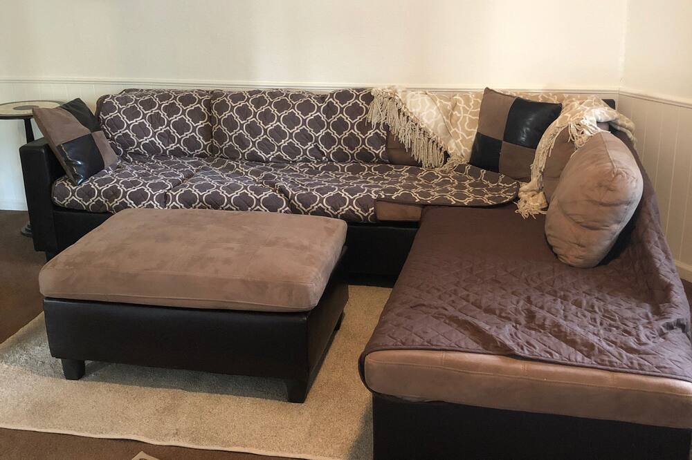 Photo of Bedroom in Pine Grove
