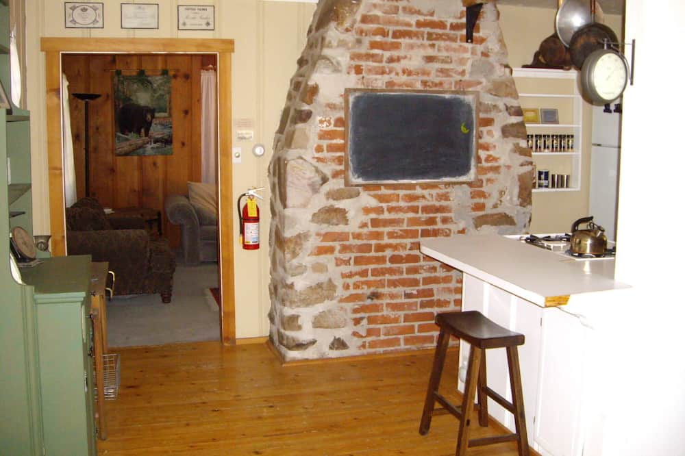 Photo of Livingroom in Big Bear City
