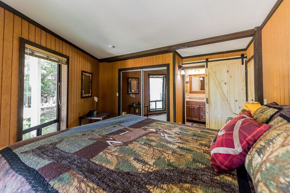 Photo of Bedroom in Boulder Bay