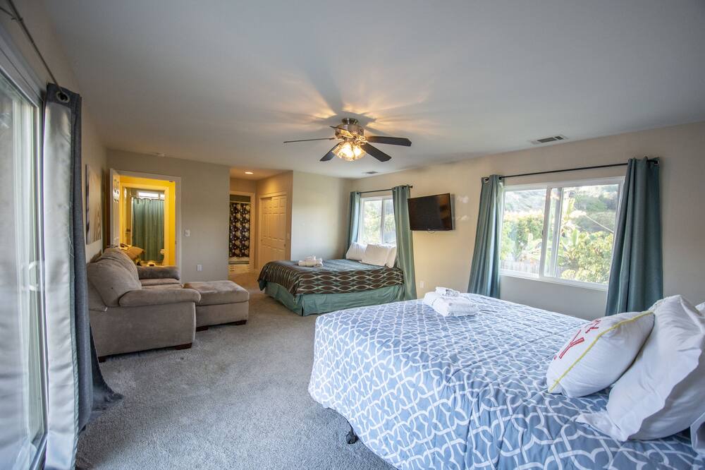 Photo of Bedroom in College West