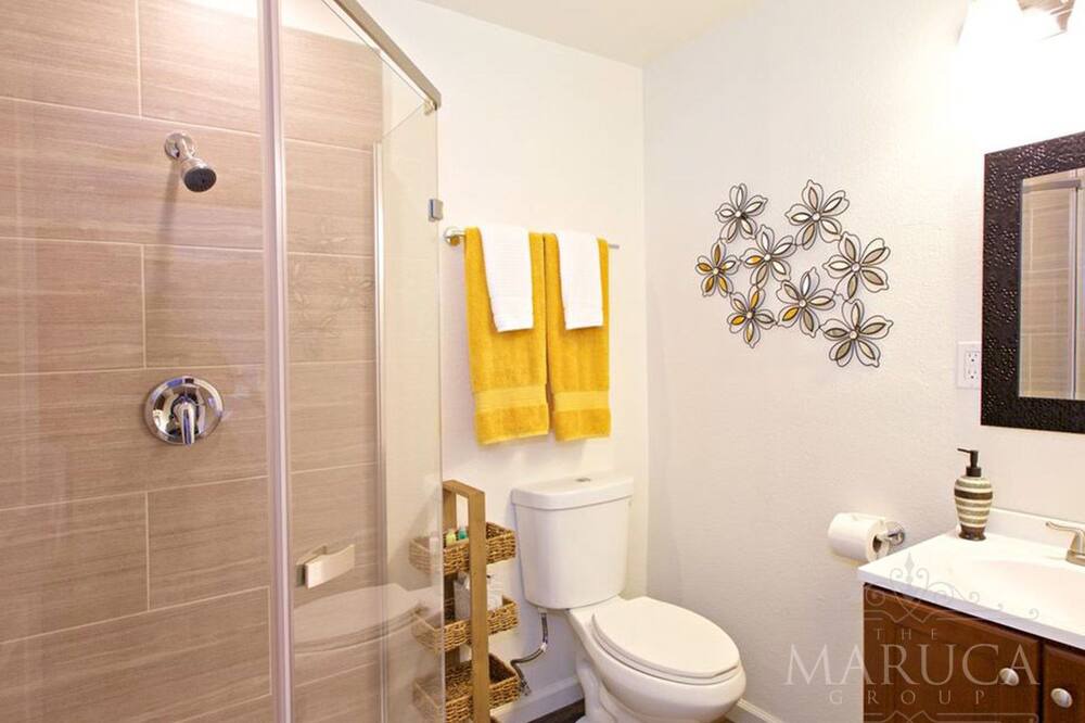 Photo of Bathroom in Little Tuscany