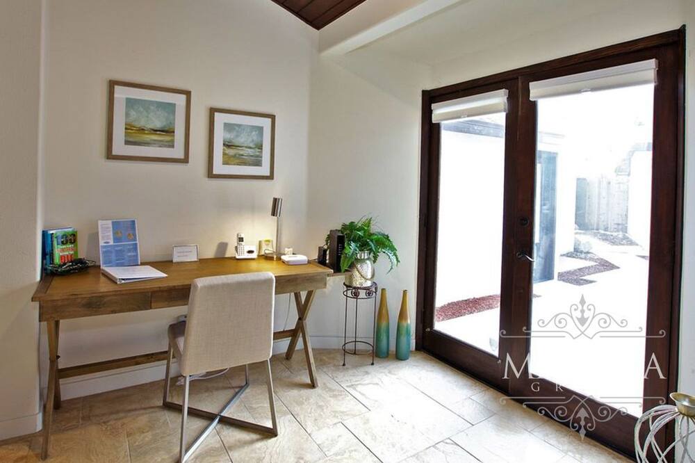 Photo of Others in Little Tuscany