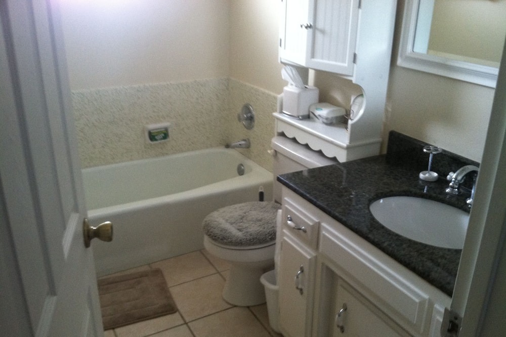 Photo of Bathroom in East Hemet