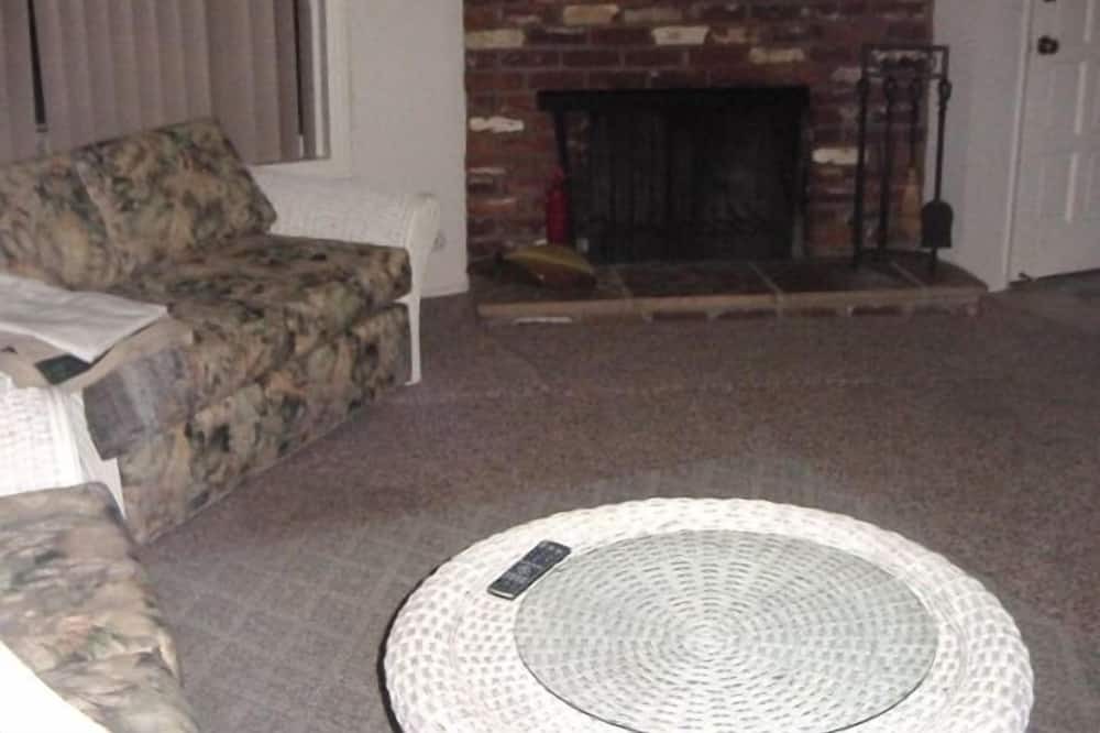 Photo of Livingroom in East Hemet