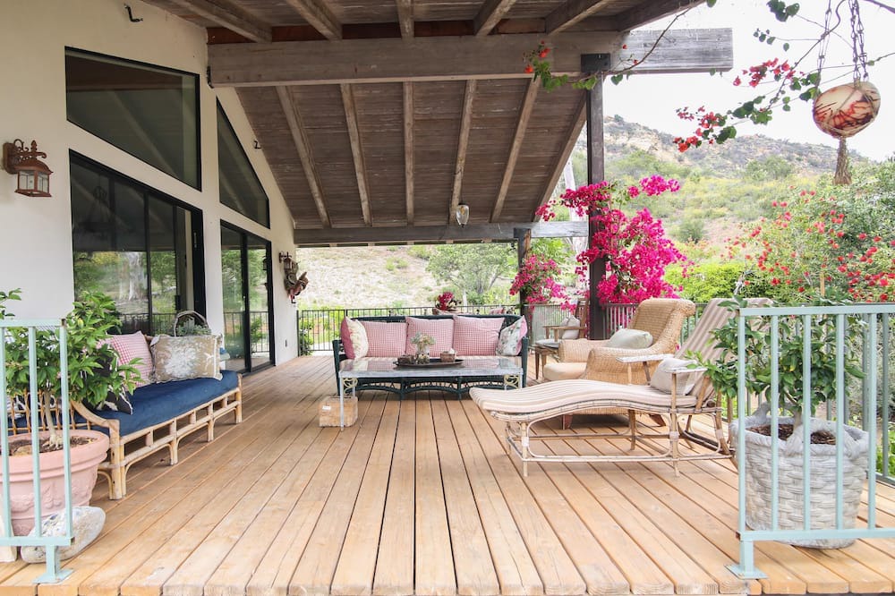 Photo of Patio Balcony in Old Topanga