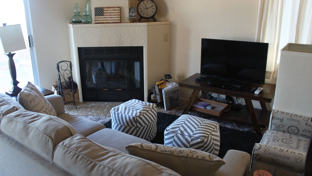 Photo of Livingroom in Wrightwood