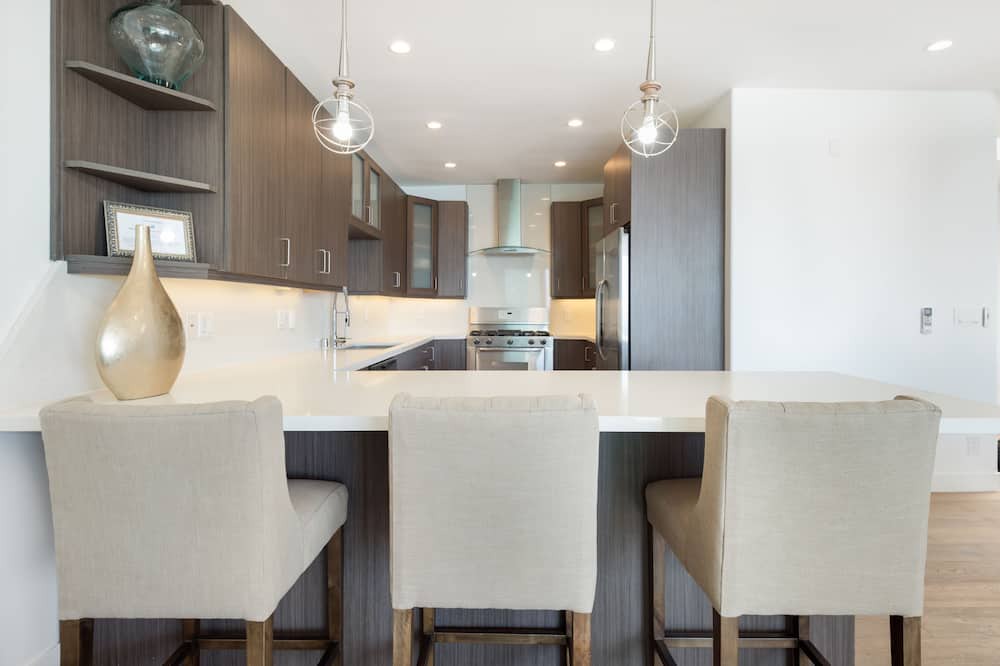 Photo of Kitchen in Eastern Malibu
