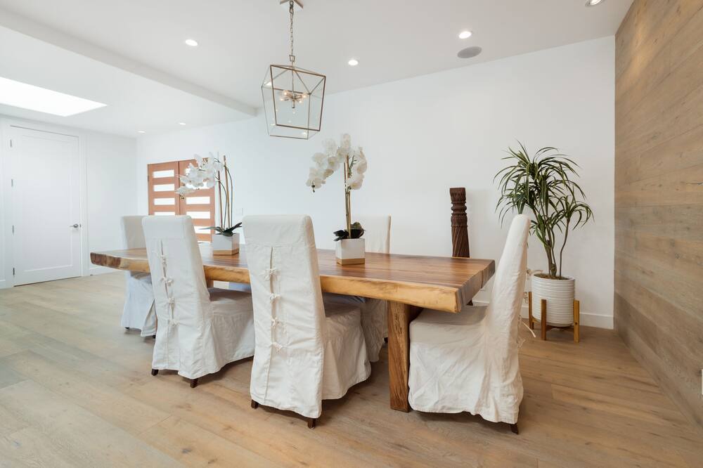 Photo of Kitchen in Eastern Malibu