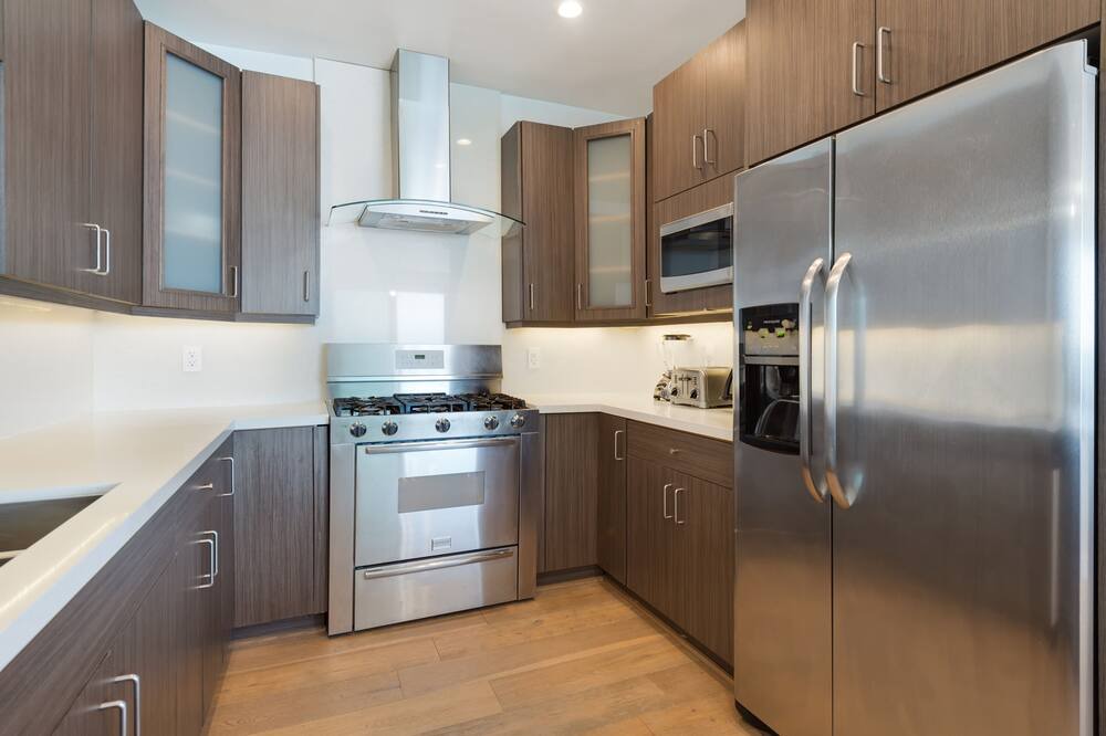 Photo of Kitchen in Eastern Malibu