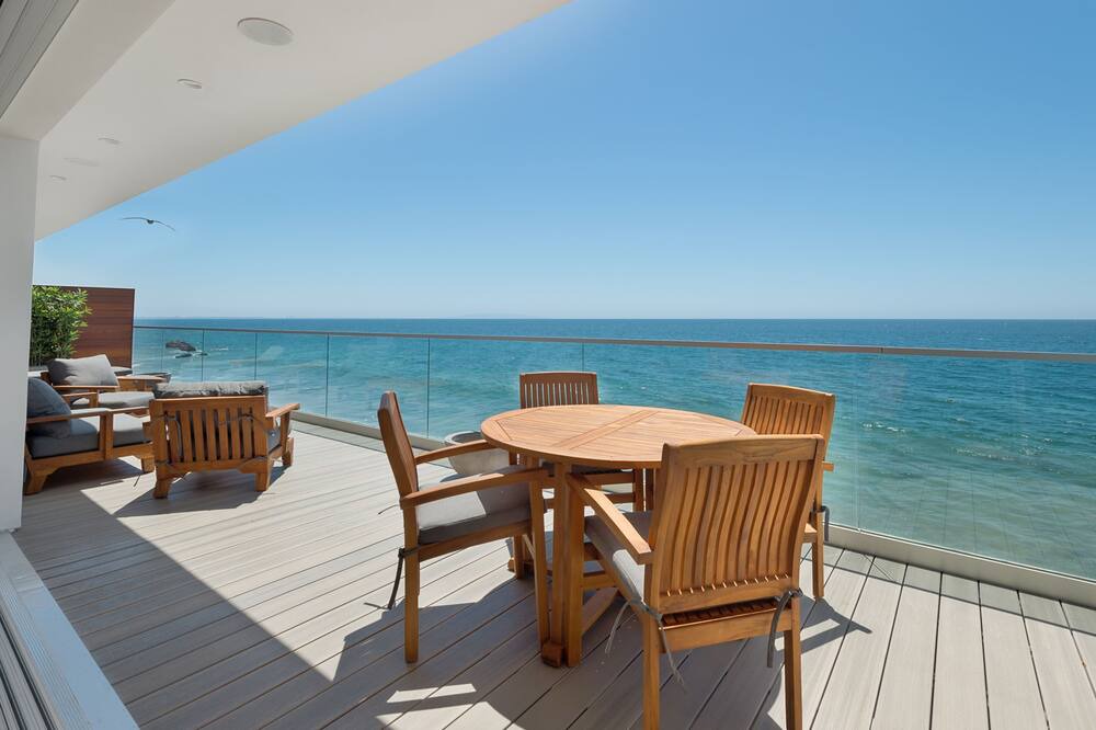 Photo of Patio Balcony in Eastern Malibu