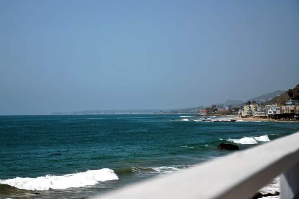 Photo of Others in Eastern Malibu