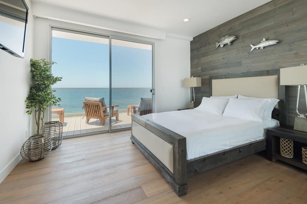 Photo of Bedroom in Eastern Malibu