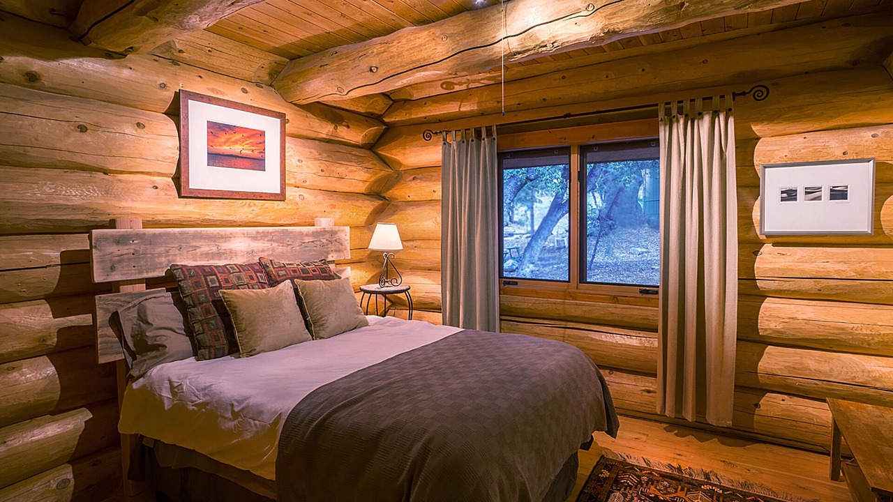 Photo of Bedroom in Pine Mountain Club
