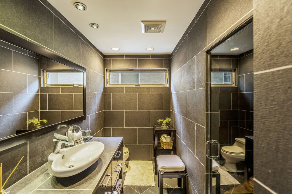 Photo of Bathroom in Hermosa Beach