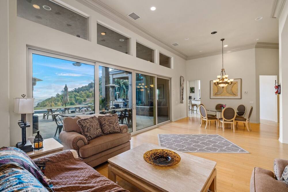 Photo of Livingroom in Murrieta