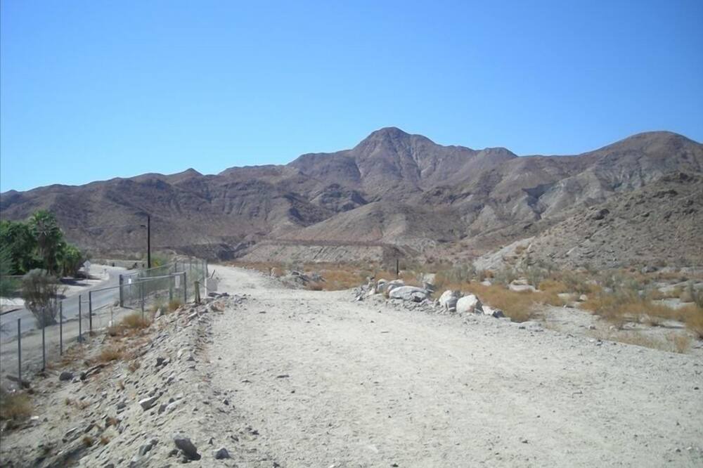 Photo of Outdoor in Cathedral City Cove