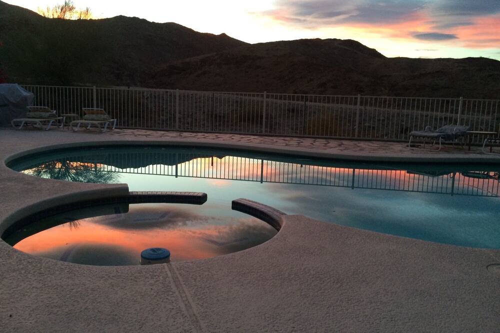 Photo of Outdoor in Cathedral City Cove
