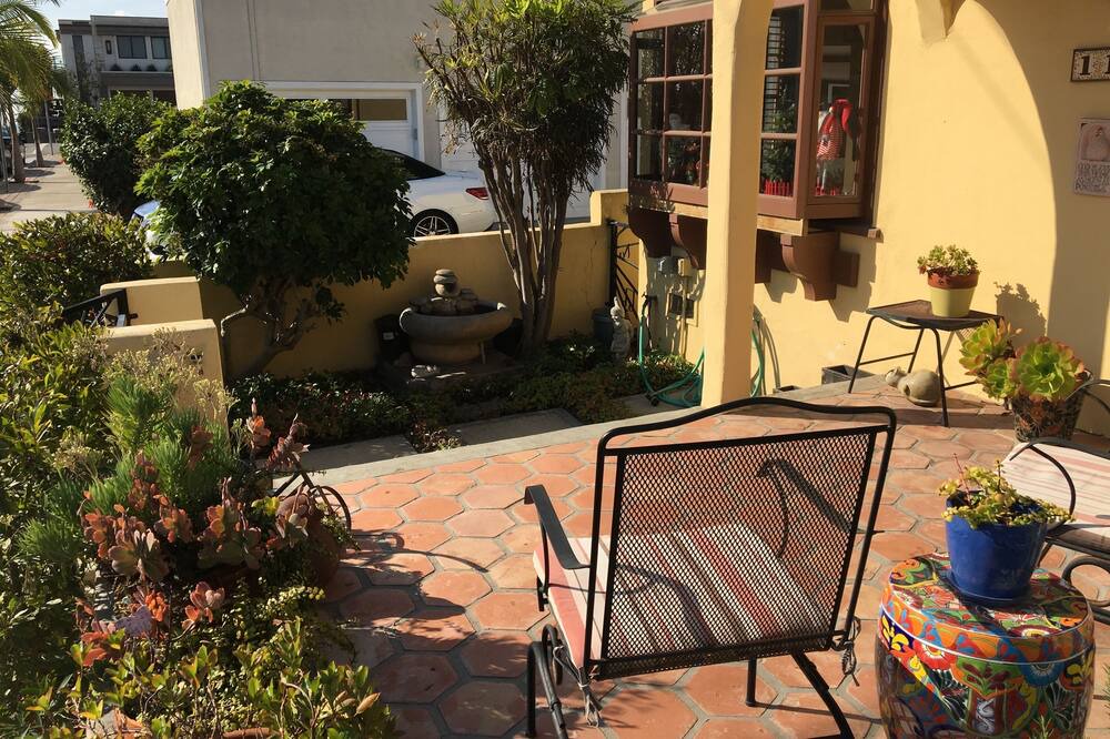 Photo of Others in Old Towne