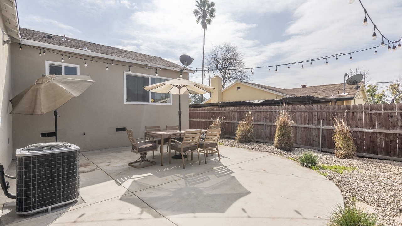 Photo of Patio Balcony in Altadena