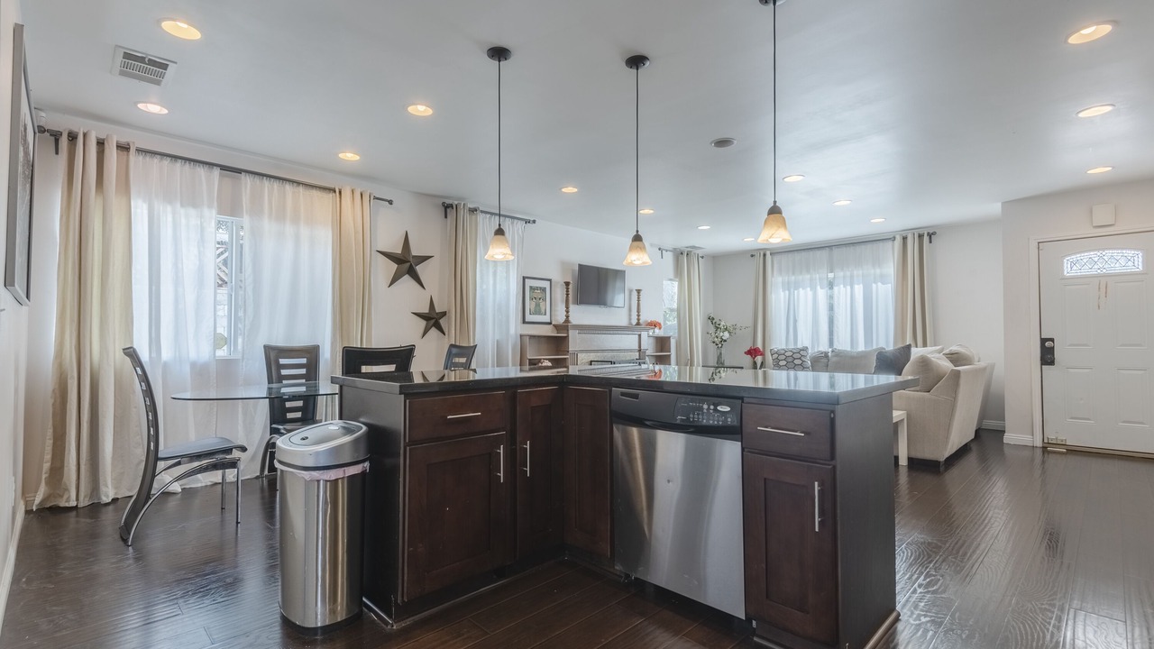 Photo of Kitchen in Altadena