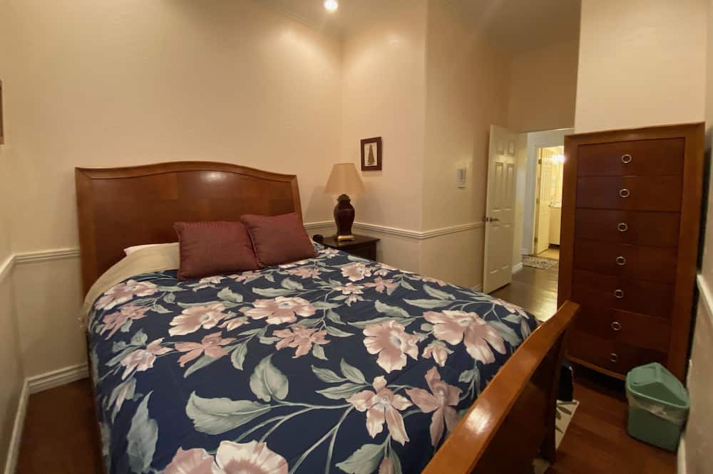 Photo of Bedroom in Whispering Forest