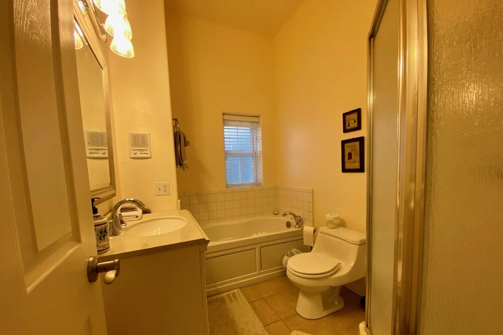 Photo of Bathroom in Whispering Forest