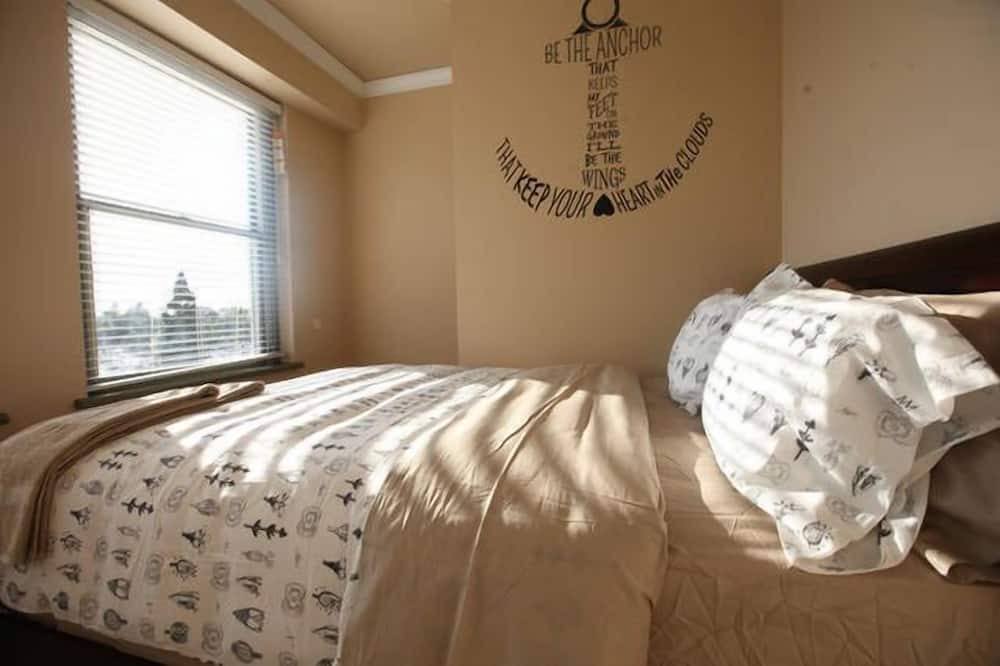 Photo of Bedroom in Anaheim Colony Historic District