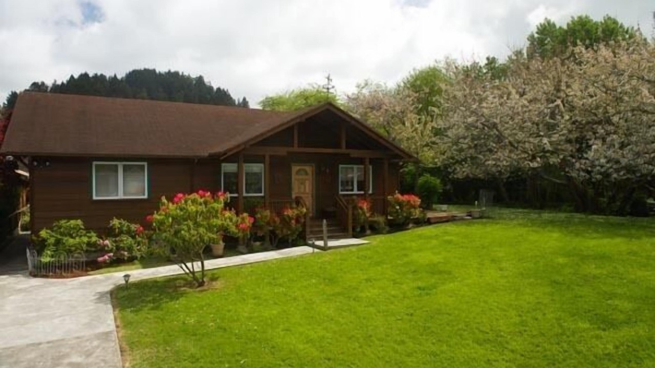 Photo of Outdoor in Ferndale