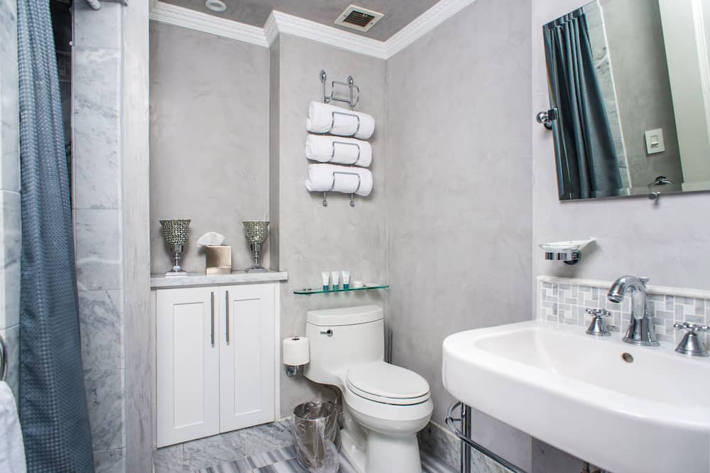 Photo of Bathroom in Cortez Hill