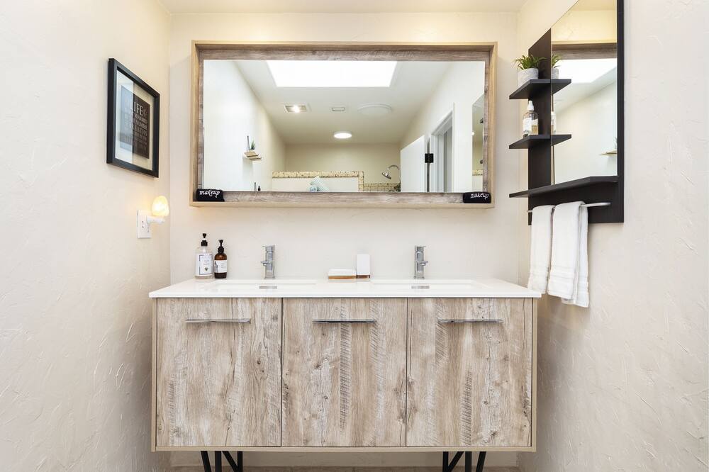 Photo of Bathroom in Yucca Valley
