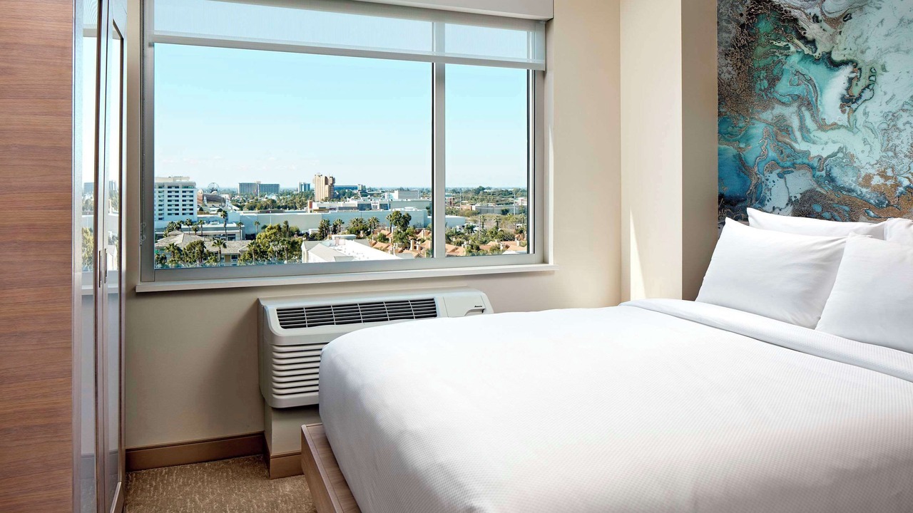 Photo of Bedroom in Anaheim Resort