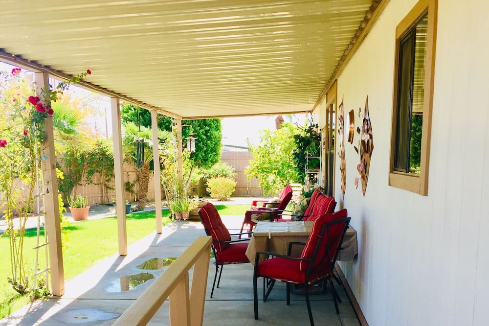 Photo of Patio Balcony in Thousand Palms