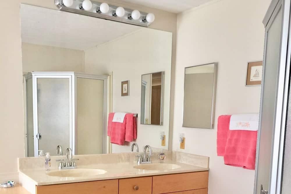 Photo of Bathroom in Thousand Palms