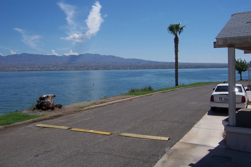 Photo of Outdoor in Havasu Lake