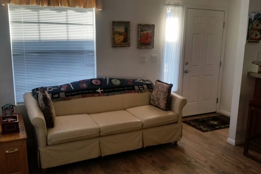Photo of Bedroom in Havasu Lake