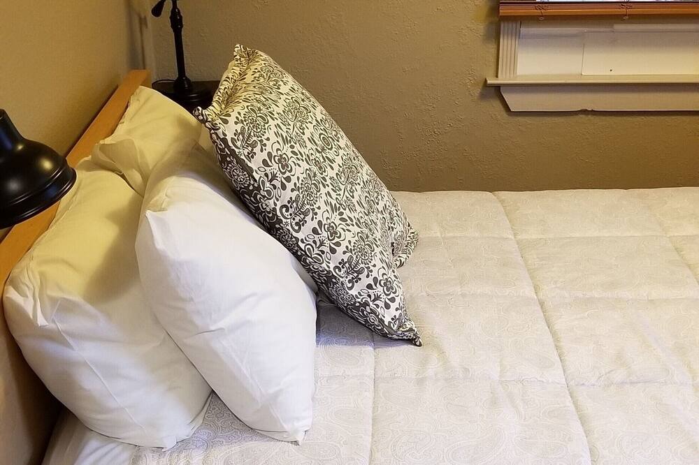 Photo of Bedroom in Stanley