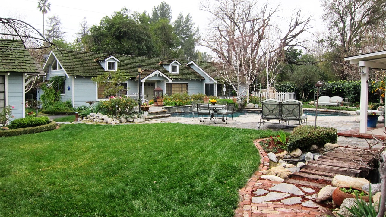 Photo of Outdoor in Northridge