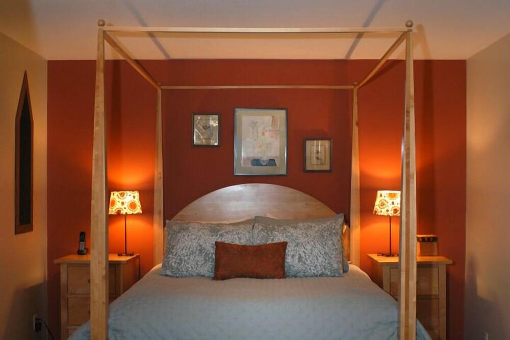 Photo of Bedroom in Point Reyes Station