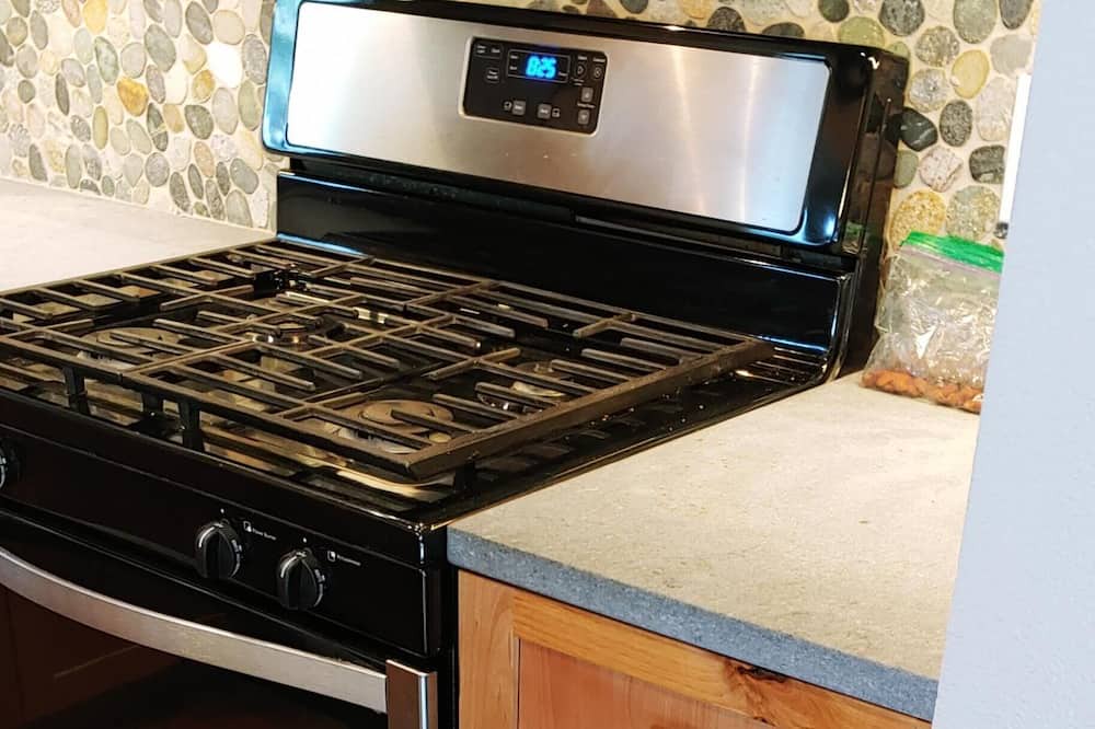 Photo of Kitchen in North Upper Truckee