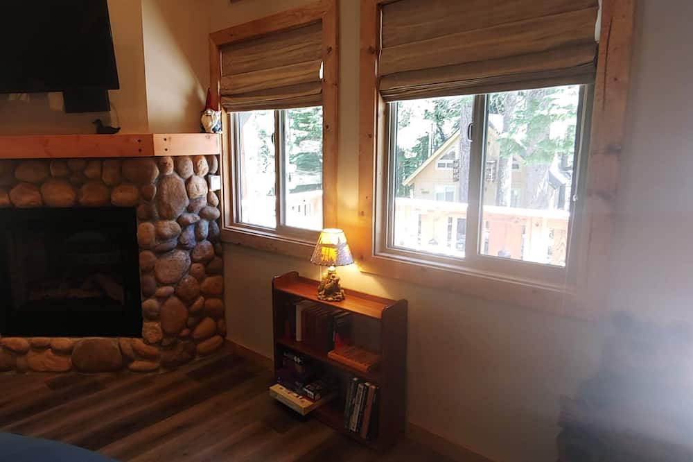 Photo of Bedroom in North Upper Truckee