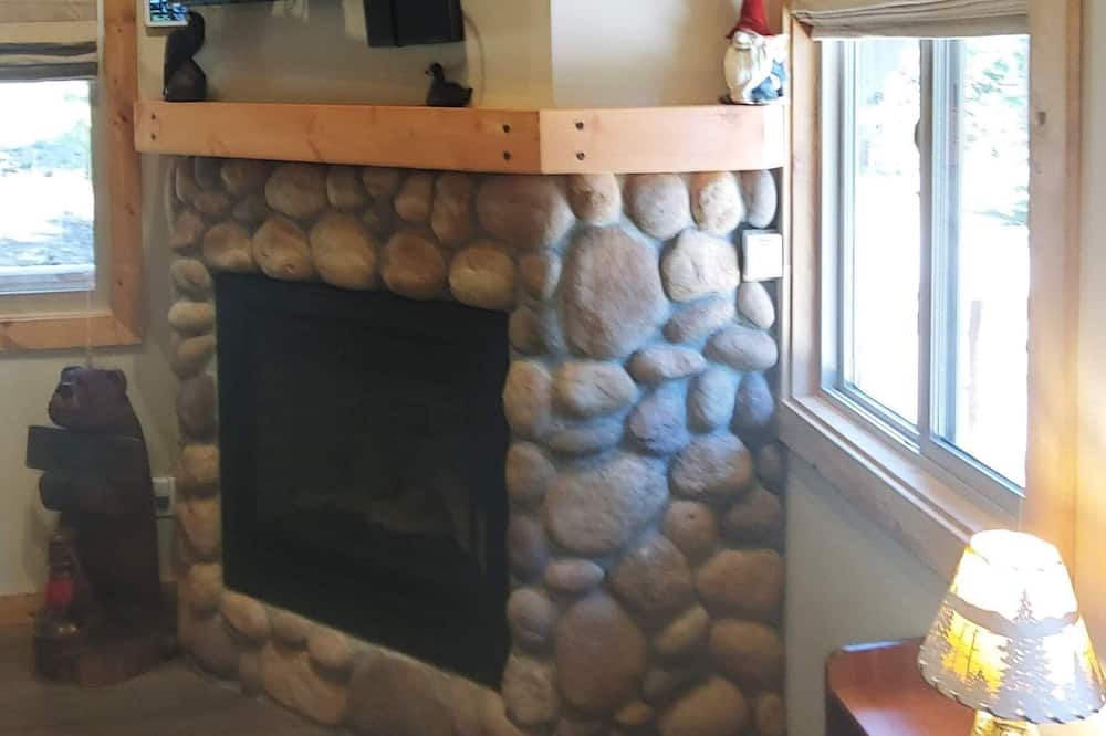 Photo of Livingroom in North Upper Truckee