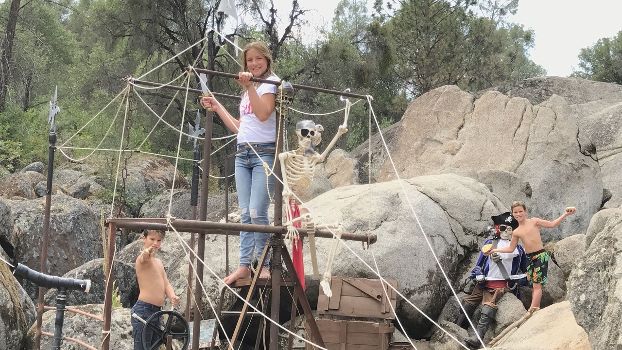 Photo of Others in Mariposa