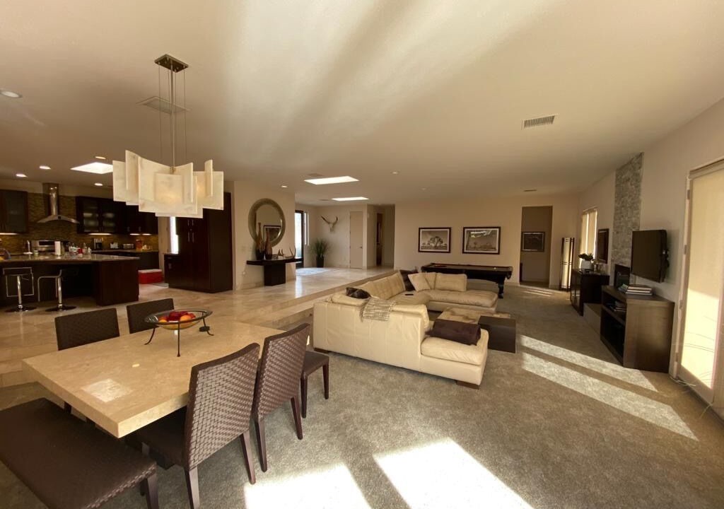 Photo of Livingroom in Palm Desert