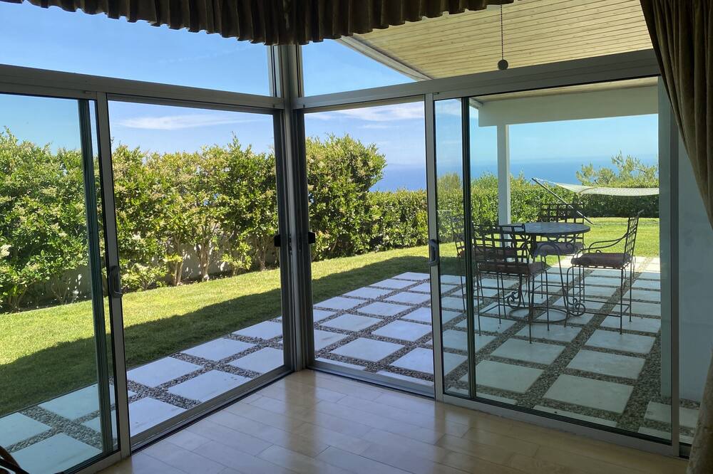 Photo of Patio Balcony in Malibu
