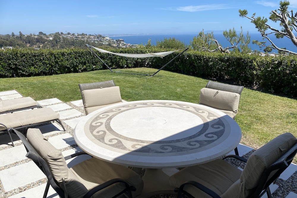 Photo of Patio Balcony in Malibu