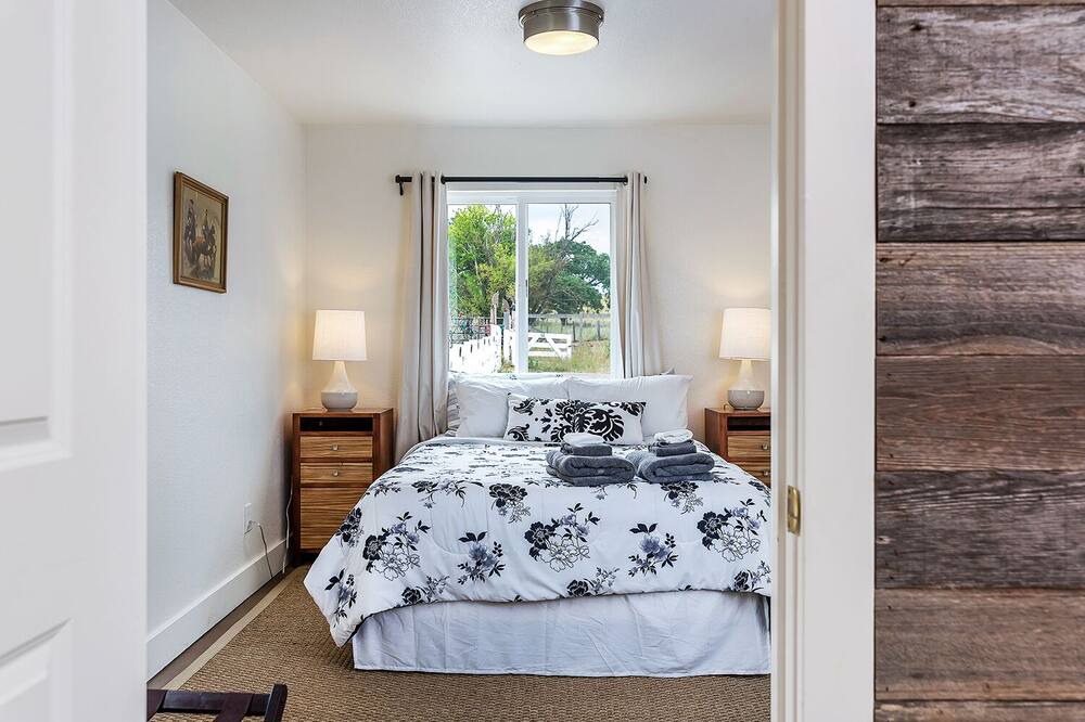 Photo of Bedroom in Petaluma