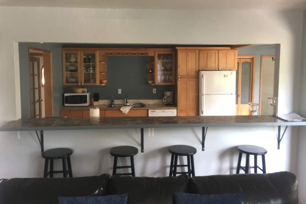 Photo of Kitchen in Three Rivers