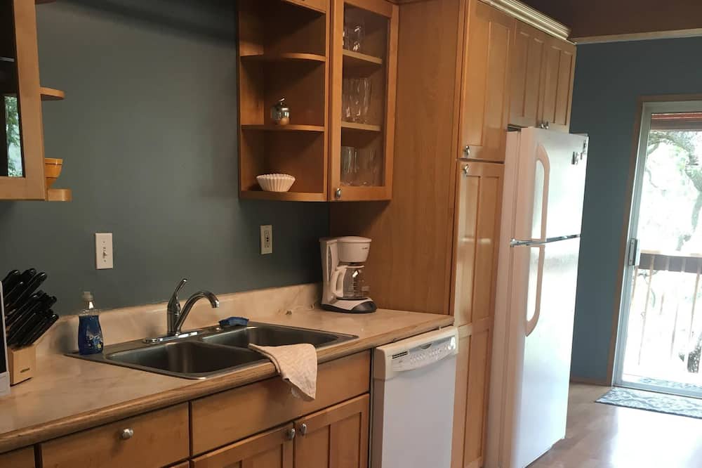 Photo of Kitchen in Three Rivers