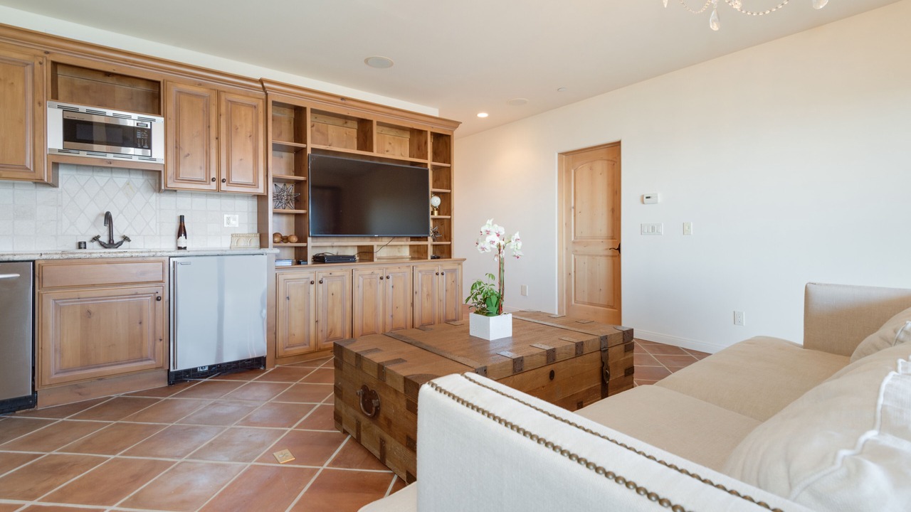 Photo of Kitchen in Eastern Malibu
